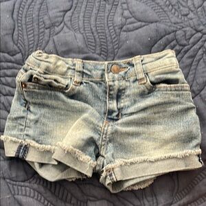Lucky brand girls size 6 blue jean shorts